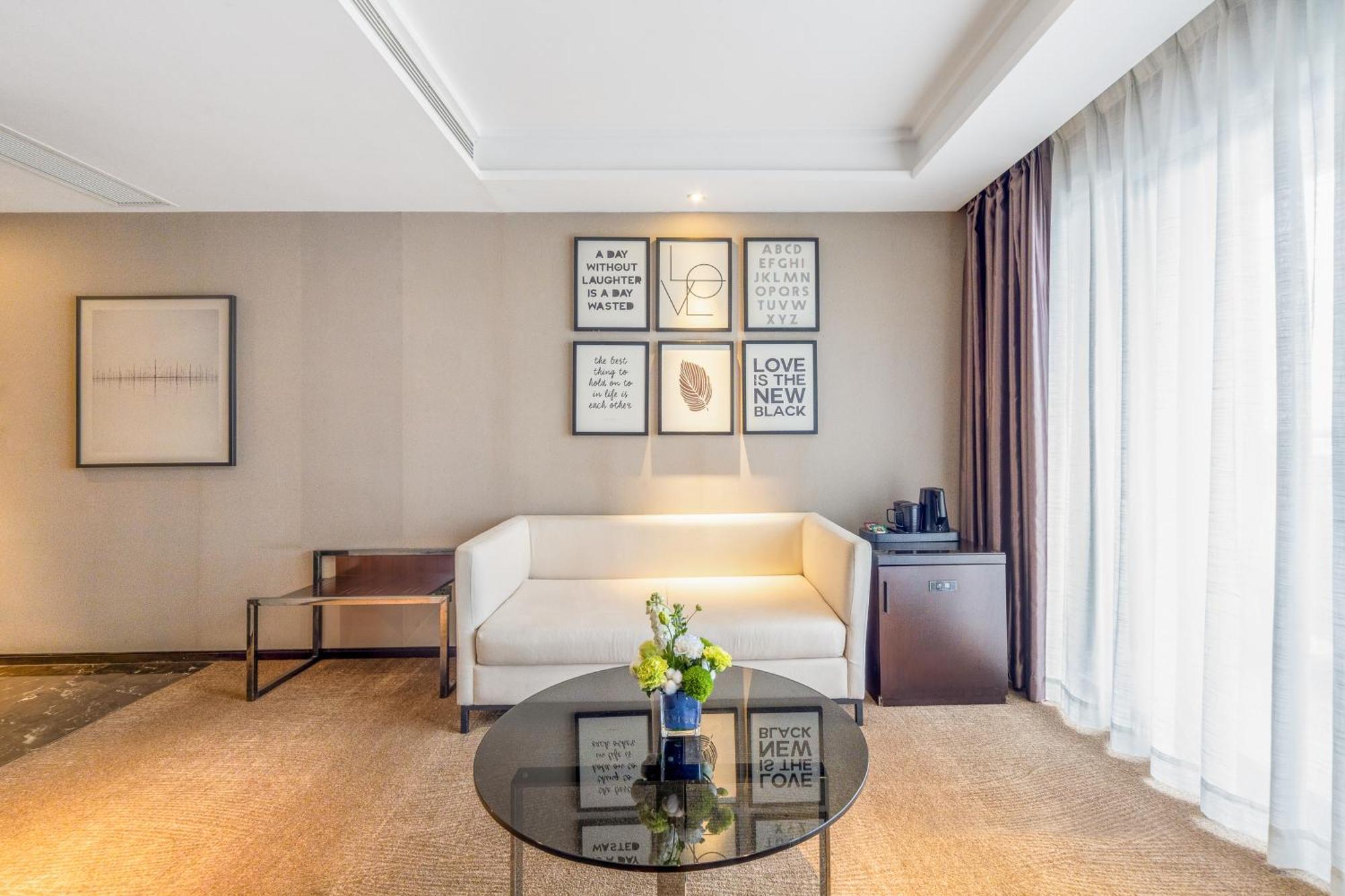 שנג'ן Zhonghao International Hotel מראה חיצוני תמונה