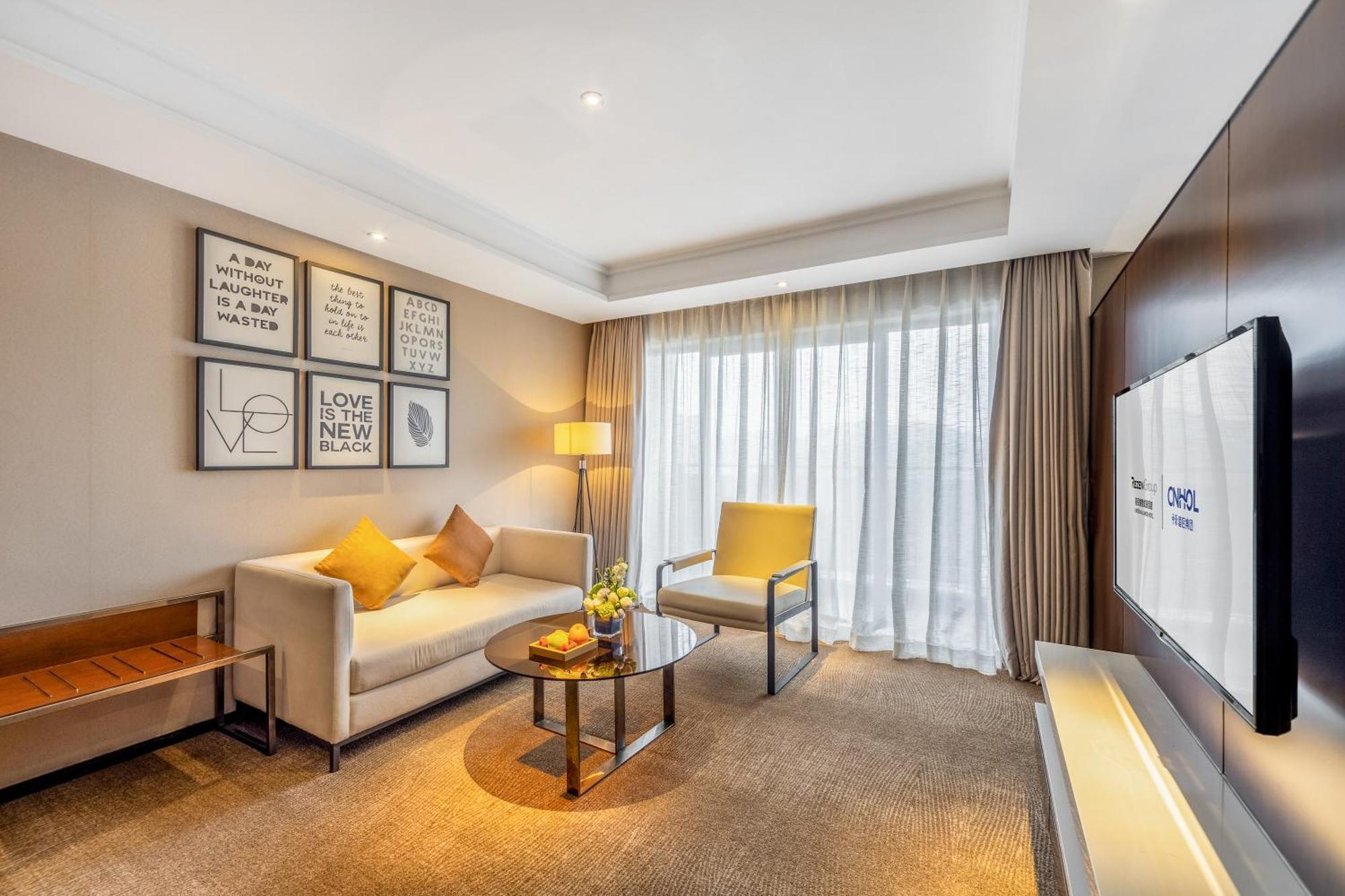 שנג'ן Zhonghao International Hotel מראה חיצוני תמונה