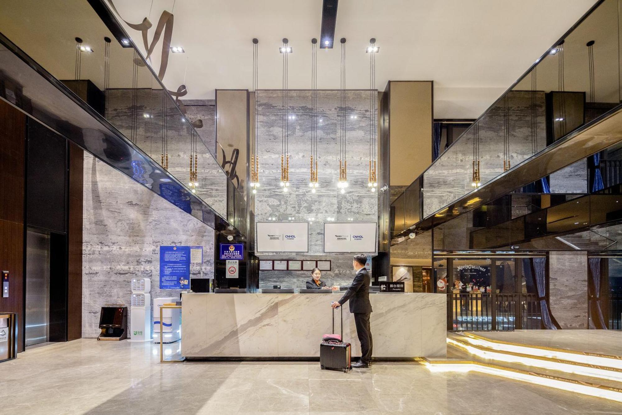 שנג'ן Zhonghao International Hotel מראה חיצוני תמונה