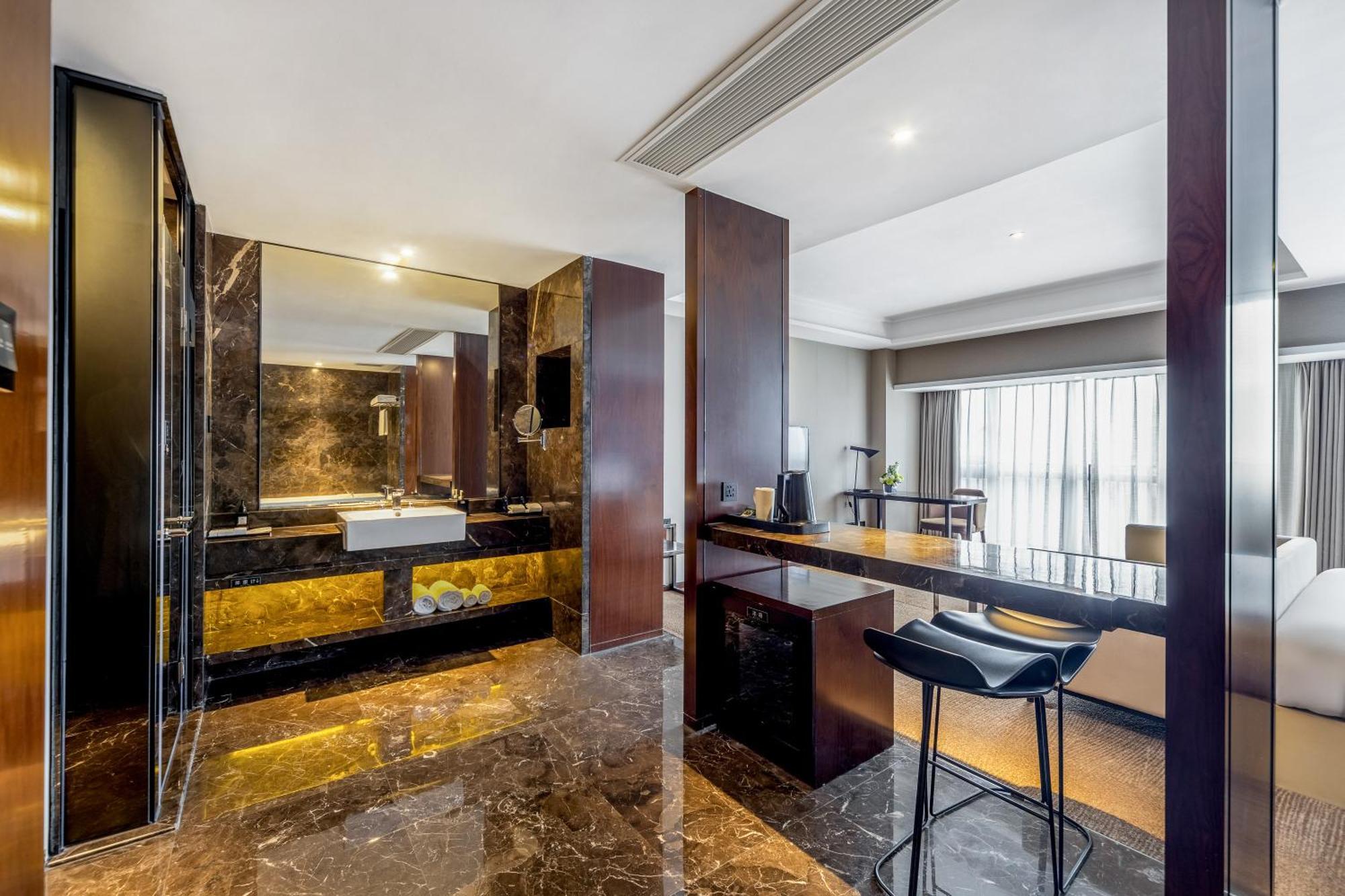 שנג'ן Zhonghao International Hotel מראה חיצוני תמונה